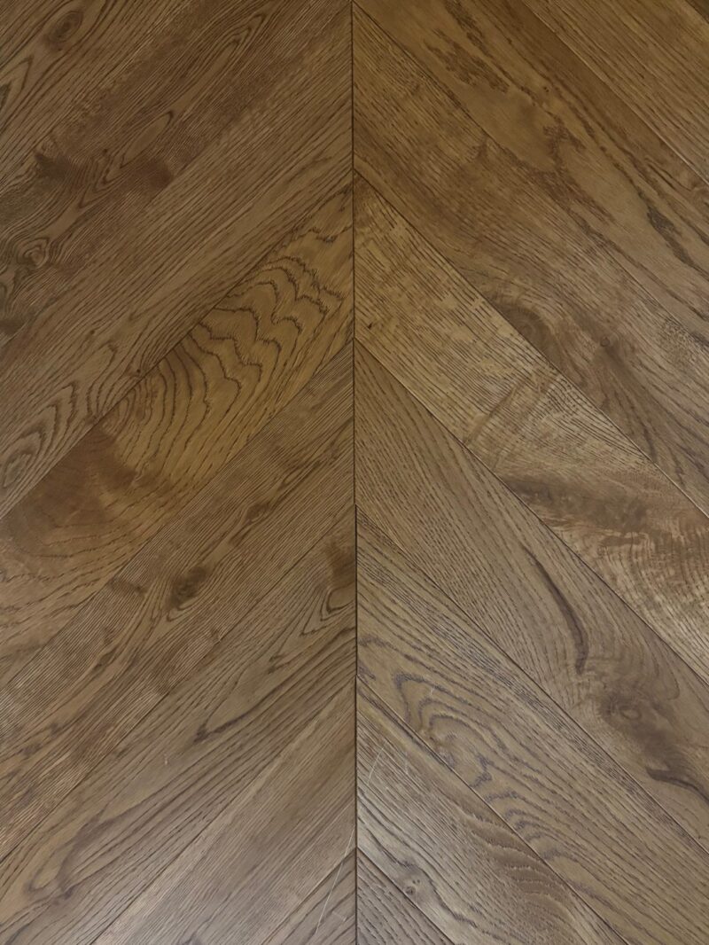 Knightsbridge – Heritage Smoked Brushed & UV Lacquered